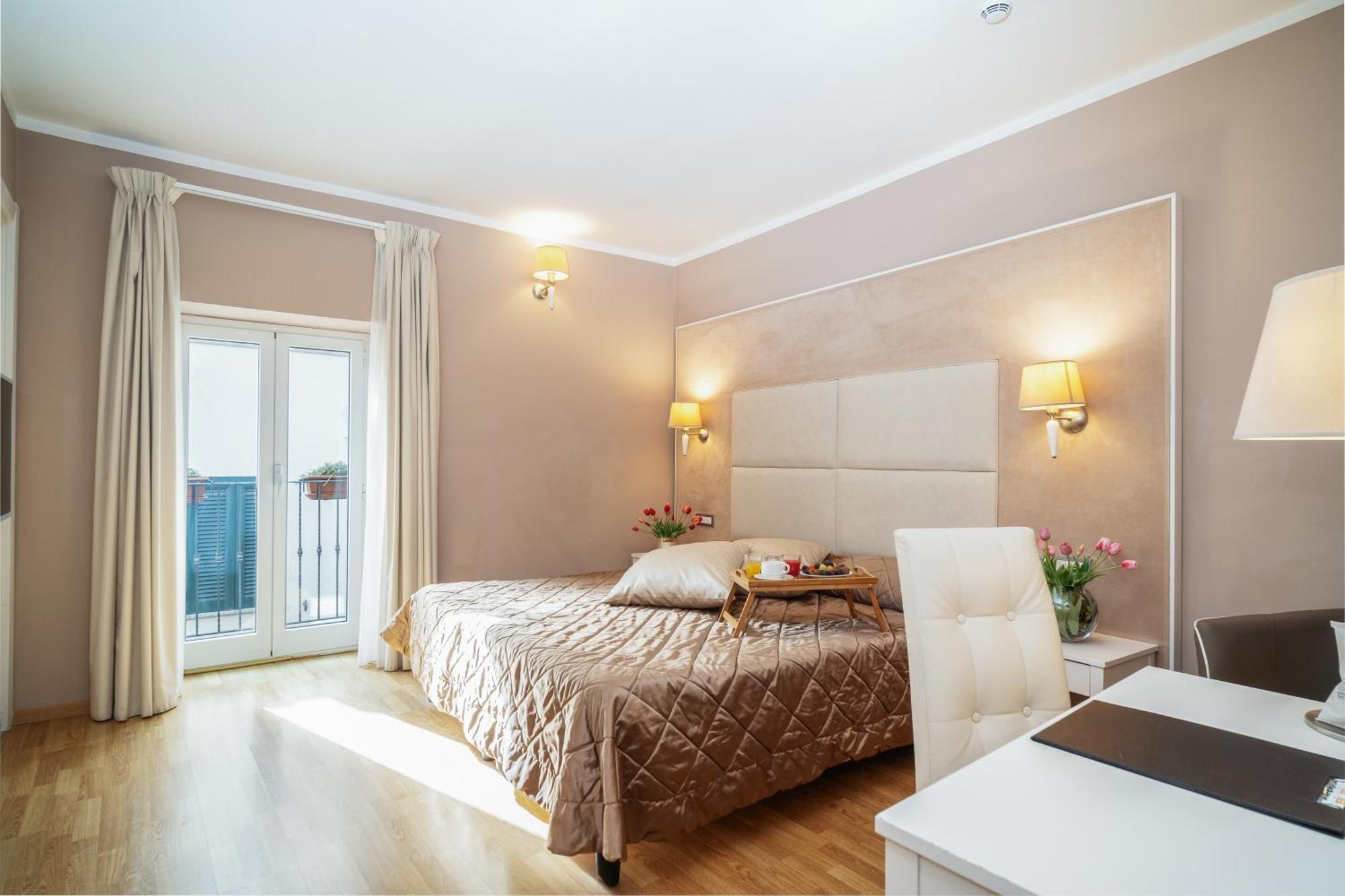 Double or Twin Room,1433396188:JPEG