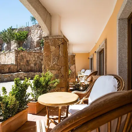 LH Hotel Pozzo Sacro-3